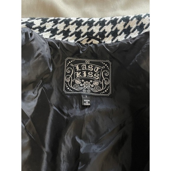 Last Kiss Women's Black & White Long Sleeve 4-Button Tie Closure Jacket Coat SM - Picture 7 of 10